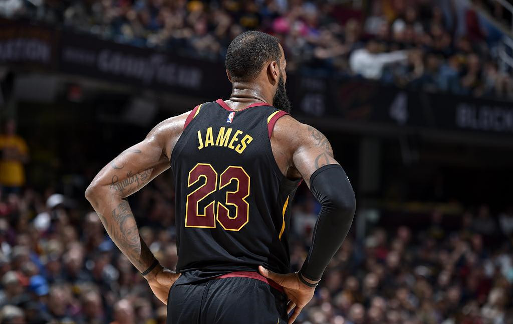 禁区触球与 禁区触球与